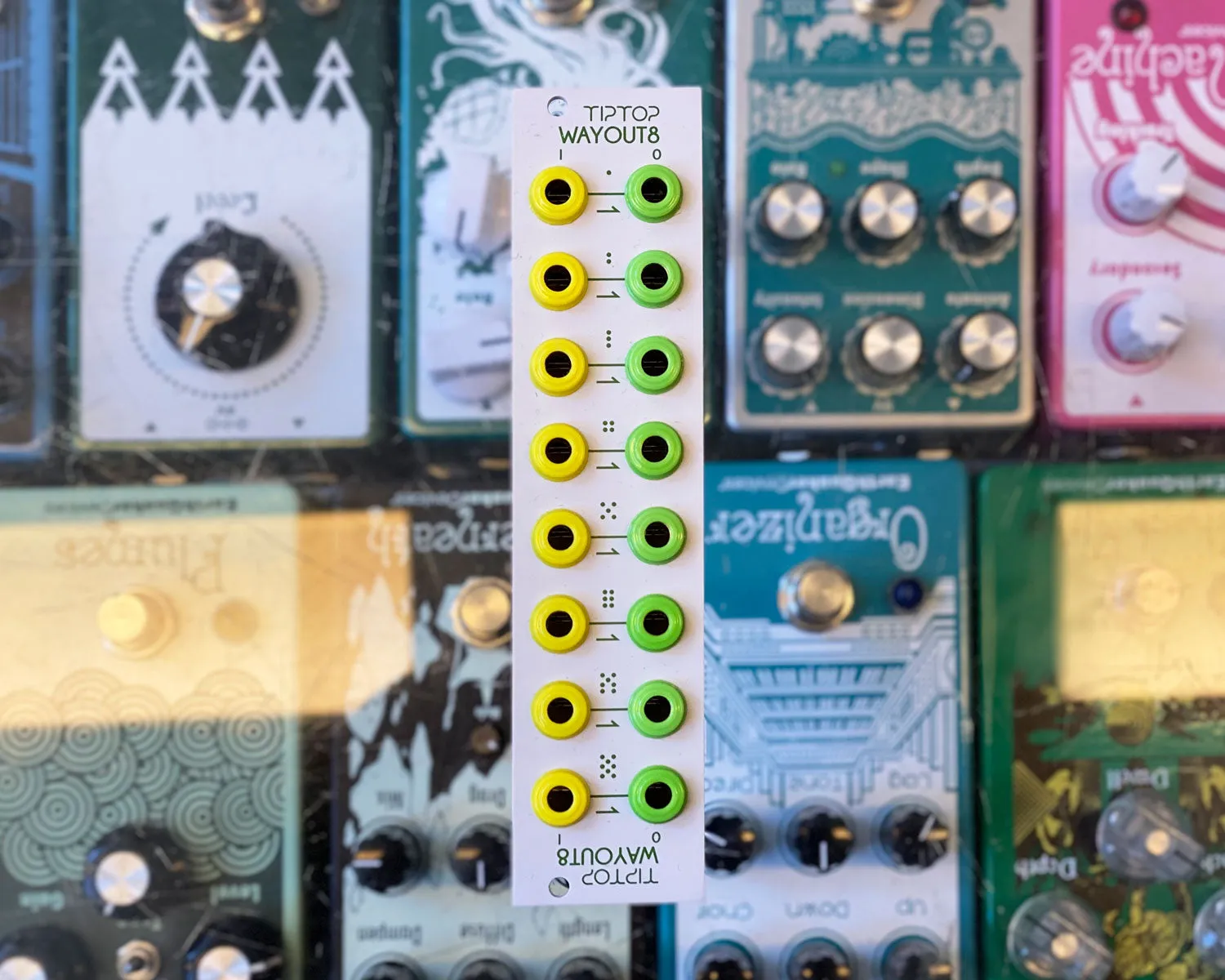 TipTop Audio Wayout8 - White